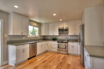 Load image into Gallery viewer, 2 1/4&quot; American Red Oak Natural
